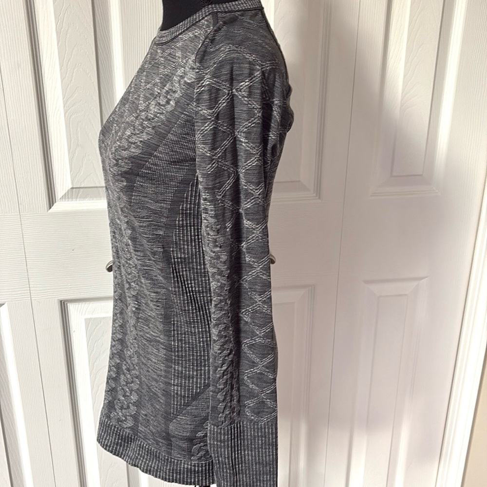 Lululemon Rest Less Pullover - Picture 6 of 15